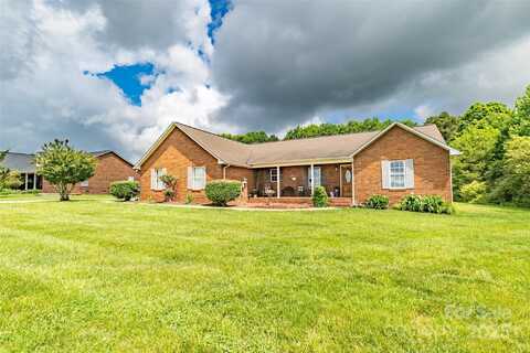 4470 W Bandys Cross Road, Claremont, NC 28610
