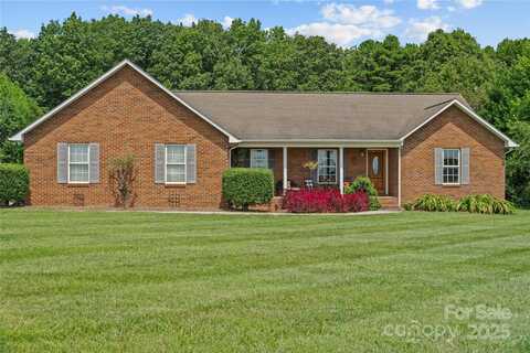 4470 W Bandys Cross Road, Claremont, NC 28610
