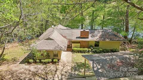 334 Lakeview Circle, Lugoff, SC 29078