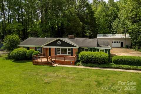 5100 Crestland Avenue, Charlotte, NC 28269