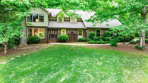1080 Rolling Green Drive, Newton, NC 28658