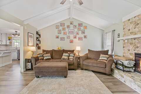 264 Columbia Drive, Ladson, SC 29456