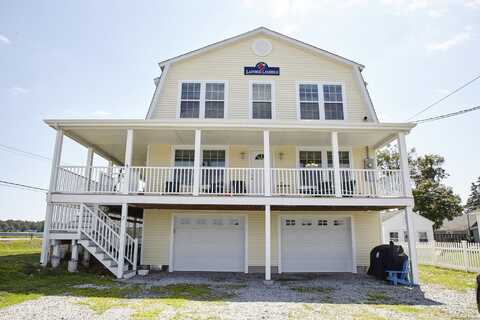 2 Buckingham Avenue, Old Saybrook, CT 06475