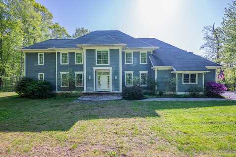 34 Hunters Crossing, Burlington, CT 06013
