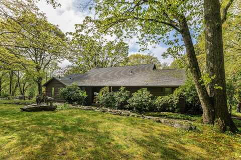 1 Pine Hill Trail, Sherman, CT 06784