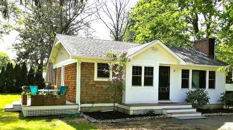 36 Whedon Lane, Madison, CT 06443