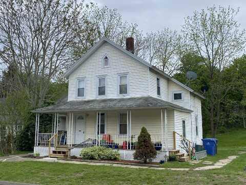 290 Maple Avenue, Montville, CT 06382