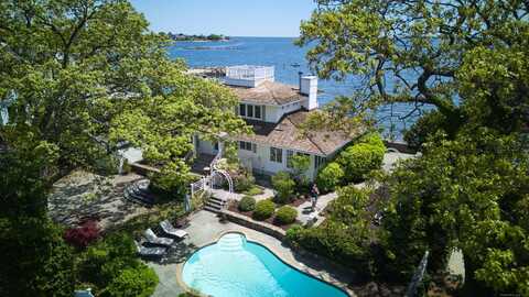 34 Shorehaven Road, Norwalk, CT 06855