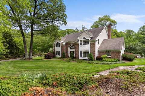 48 Cherry Gate Lane, Trumbull, CT 06611
