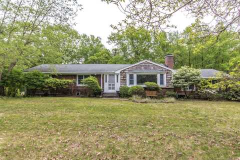 95 Vista Road, Wilton, CT 06897