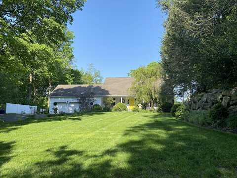 11 Thomas Road, Westport, CT 06880
