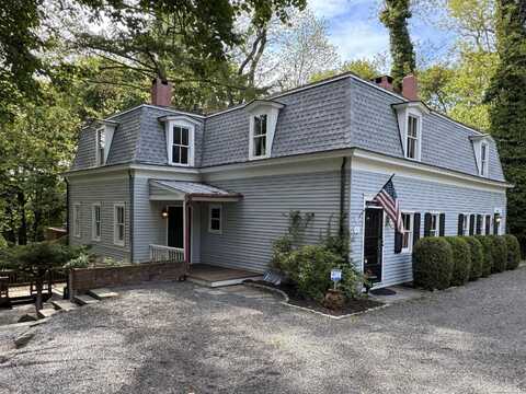 47 Hollow Tree Ridge Road, Darien, CT 06820