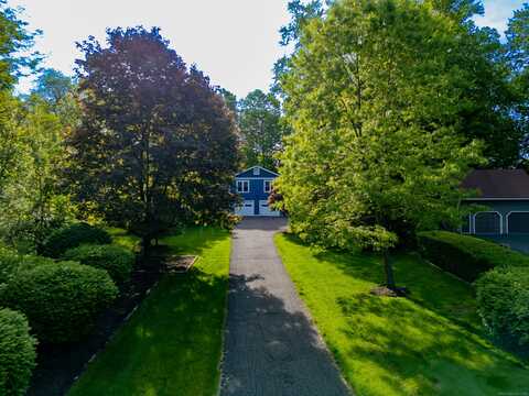 34 Great Plain Road, Danbury, CT 06811