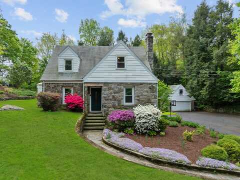 7 Scribner Heights, Norwalk, CT 06854