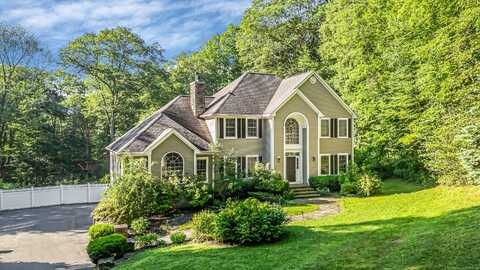 38 Marlin Road, Newtown, CT 06482