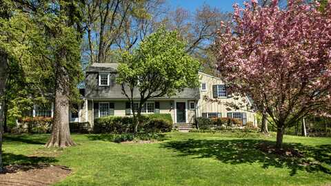 108 Colony Road, Darien, CT 06820