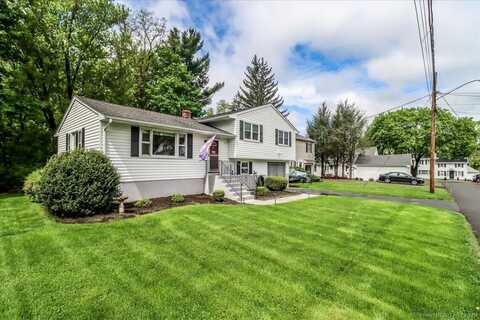 22 Fairview Lane, Naugatuck, CT 06770