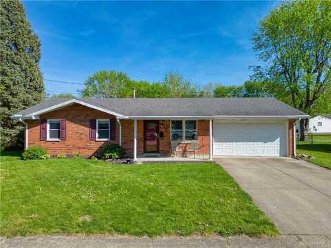 577 Redbud Lane, Xenia, OH 45385