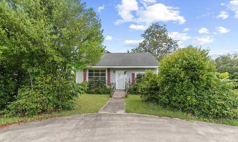 610 Church Street, Headland, AL 36345