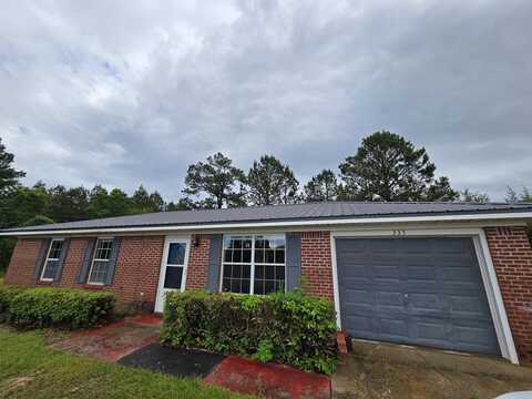335 Beauville Rd., Kinsey, AL 36301