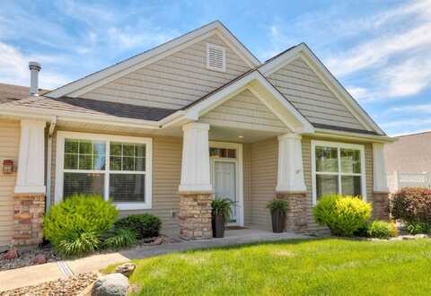 8342 Cody Drive, West Des Moines, IA 50266