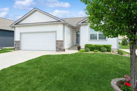 2915 SW Country Lane, Ankeny, IA 50023