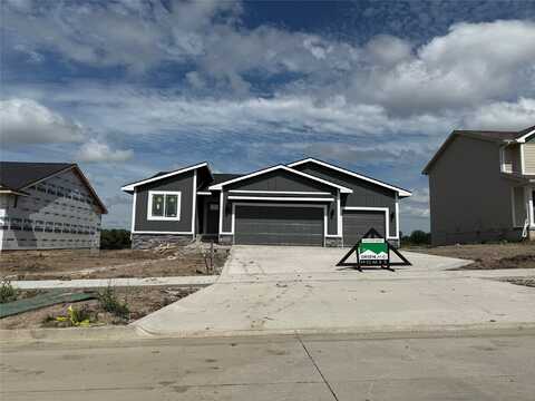 3285 NW Brookside Drive, Grimes, IA 50111