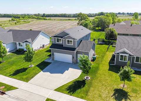 63 SE Dorr Drive, Pleasant Hill, IA 50327