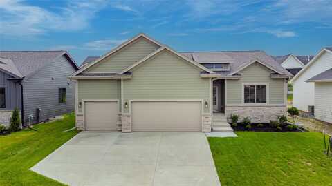 1216 S 92nd Street, West Des Moines, IA 50266