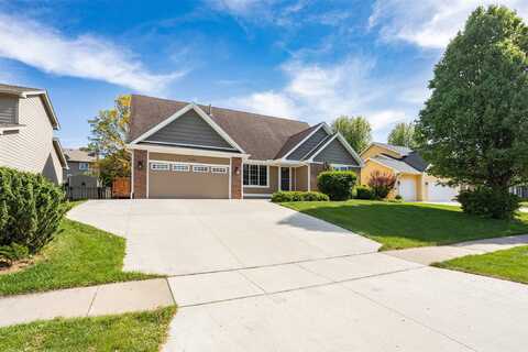 15046 Summit Drive, Clive, IA 50325