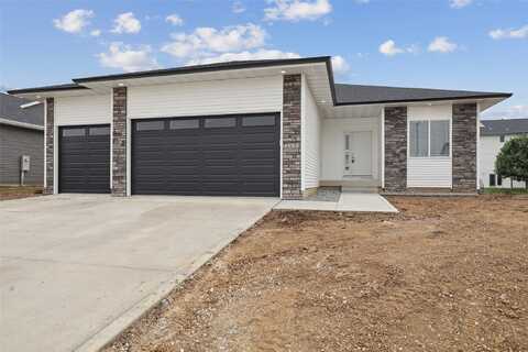 2331 N 8th Avenue E, Newton, IA 50208
