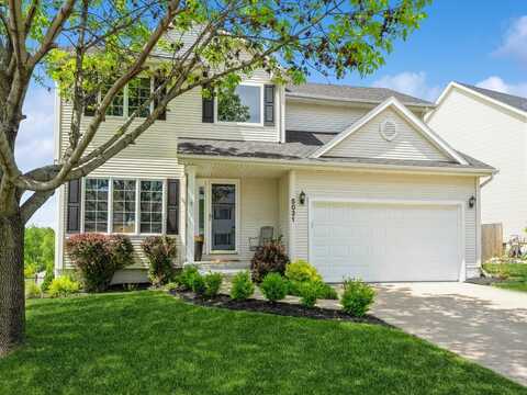 5031 Cherrywood Drive, West Des Moines, IA 50265