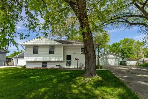 509 Fifth Street SE, Altoona, IA 50009