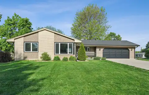 414 Prairie Drive, Monroe, IA 50170