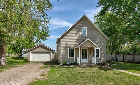 607 Grand Street, Melcher Dallas, IA 50062