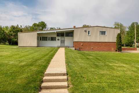 30 Elmer, Platteville, WI 53818