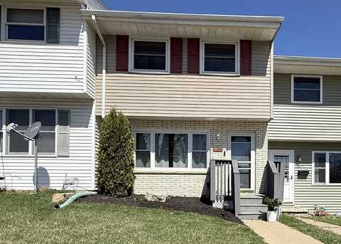 3695 Hillcrest, Dubuque, IA 52002