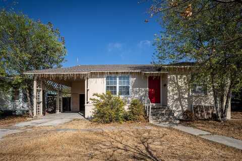 307 W 8th, Del Rio, TX 78840