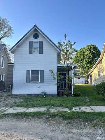 203 W Oakridge, Goshen, IN 46526