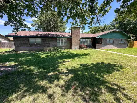 1030 Ridgecrest, Woodward, OK 73801