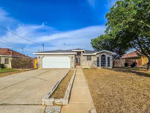 386 Falcon Blvd, Eagle Pass, TX 78852
