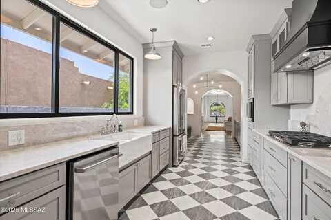 530 N Wilson Avenue, Tucson, AZ 85719