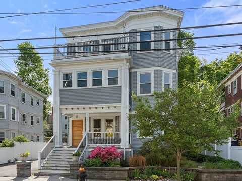 117 Sycamore St 1, Boston, MA 02131