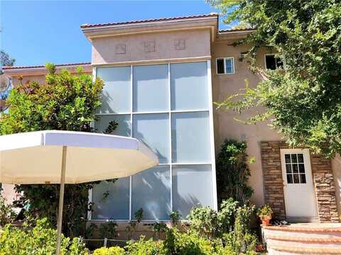8335 Sparton Avenue, Panorama City, CA 91402