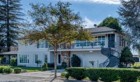 13155 Shaw Avenue W, Kerman, CA 93630