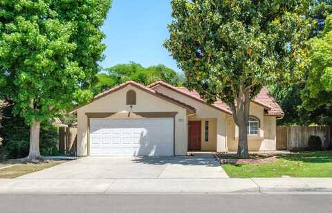 3024 Love Street, Selma, CA 93662