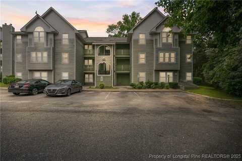 6716-7 Willowbrook Drive, Fayetteville, NC 28314