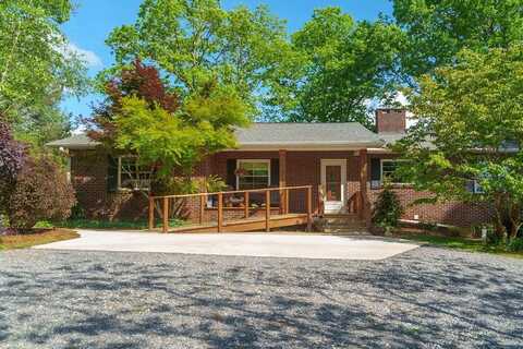 53 West Rogers Street, Franklin, NC 28734