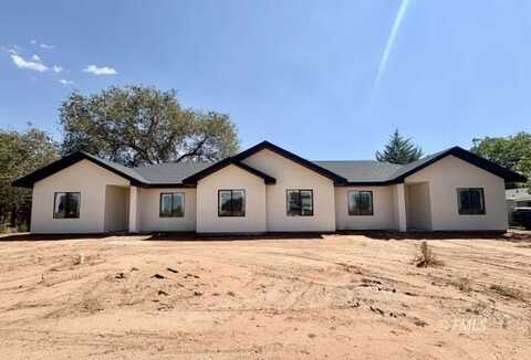 160 S Pioneer Street, Colorado City, AZ 86021