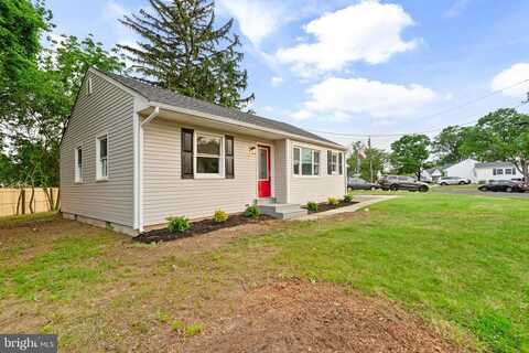 1 GAINOR AVENUE, MAPLE SHADE, NJ 08052